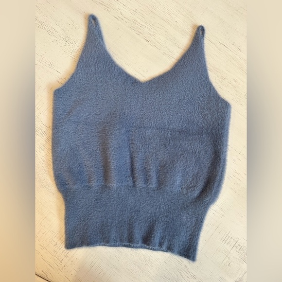 Amaryllis light blue sweater tank. Like new. Size Small - Picture 2 of 6